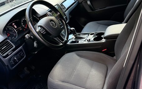 Volkswagen Touareg III, 2011 год, 1 750 000 рублей, 11 фотография