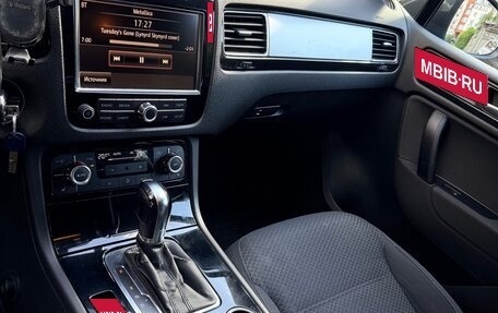 Volkswagen Touareg III, 2011 год, 1 750 000 рублей, 8 фотография