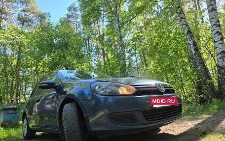 Volkswagen Golf VI, 2011 год, 700 000 рублей, 2 фотография
