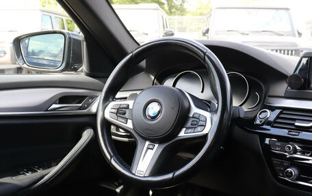 BMW 5 серия, 2019 год, 3 199 900 рублей, 16 фотография