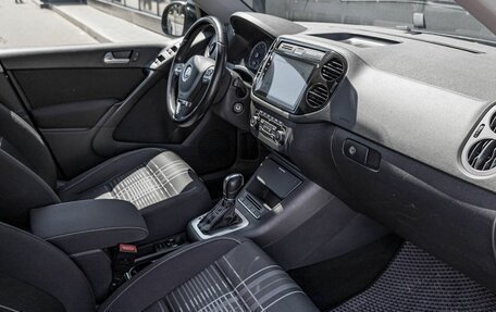 Volkswagen Tiguan I, 2015 год, 1 649 000 рублей, 8 фотография