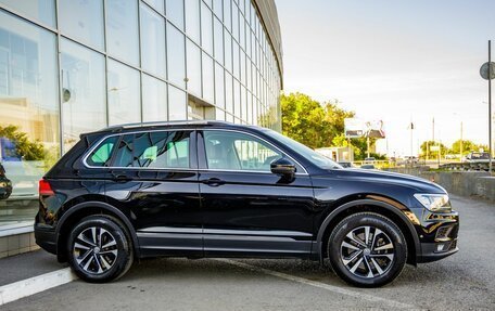 Volkswagen Tiguan II, 2020 год, 2 898 000 рублей, 8 фотография