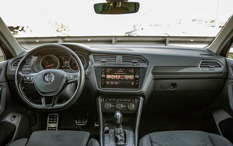 Volkswagen Tiguan II, 2020 год, 2 898 000 рублей, 13 фотография