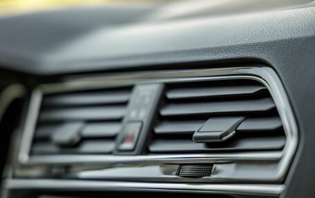 Volkswagen Tiguan II, 2020 год, 2 898 000 рублей, 32 фотография