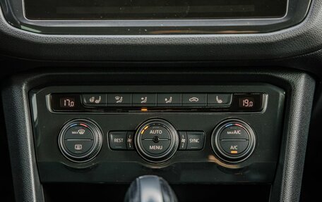 Volkswagen Tiguan II, 2020 год, 2 898 000 рублей, 24 фотография