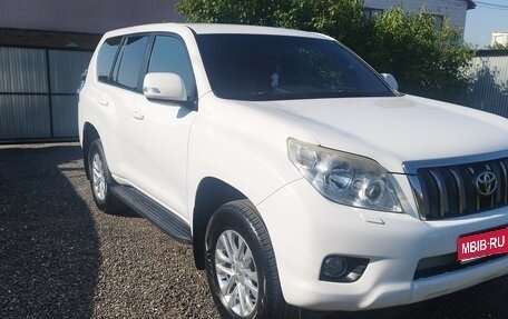 Toyota Land Cruiser Prado 150 рестайлинг 2, 2013 год, 3 300 000 рублей, 1 фотография