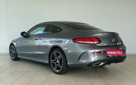 Mercedes-Benz C-Класс, 2020 год, 3 800 000 рублей, 4 фотография