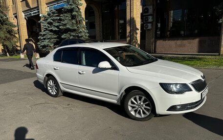 Skoda Superb III рестайлинг, 2014 год, 1 300 000 рублей, 2 фотография