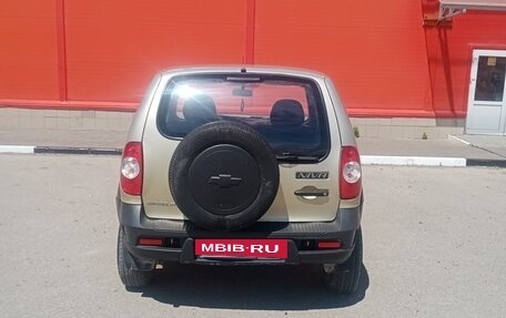 Chevrolet Niva I рестайлинг, 2010 год, 440 000 рублей, 4 фотография
