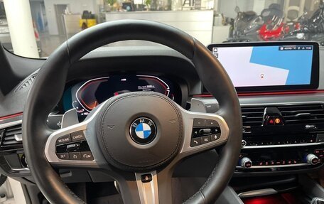 BMW 5 серия, 2022 год, 6 950 000 рублей, 12 фотография