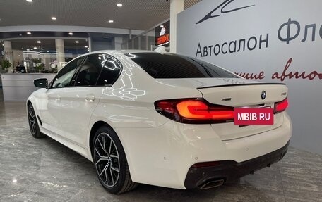BMW 5 серия, 2022 год, 6 950 000 рублей, 10 фотография