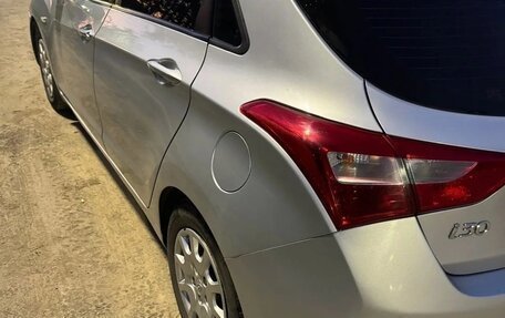 Hyundai i30 II рестайлинг, 2013 год, 890 000 рублей, 8 фотография