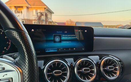 Mercedes-Benz A-Класс, 2018 год, 2 270 000 рублей, 3 фотография