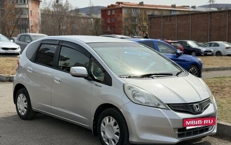 Honda Fit III, 2012 год, 820 000 рублей, 3 фотография