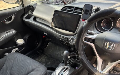 Honda Fit III, 2012 год, 820 000 рублей, 30 фотография