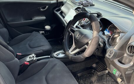 Honda Fit III, 2012 год, 820 000 рублей, 31 фотография