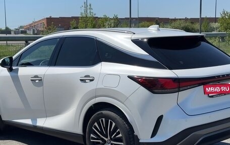 Lexus RX IV рестайлинг, 2023 год, 8 800 000 рублей, 4 фотография