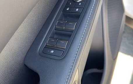 Lexus RX IV рестайлинг, 2023 год, 8 800 000 рублей, 25 фотография