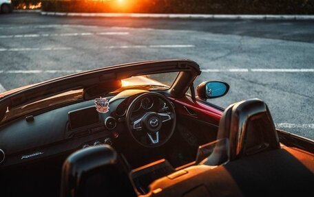 Mazda Roadster IV (ND), 2016 год, 2 500 000 рублей, 25 фотография
