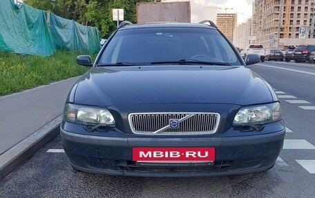 Volvo V70 III рестайлинг, 2004 год, 600 000 рублей, 3 фотография