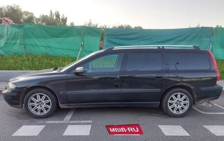 Volvo V70 III рестайлинг, 2004 год, 600 000 рублей, 4 фотография