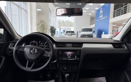 Skoda Rapid I, 2018 год, 890 000 рублей, 15 фотография