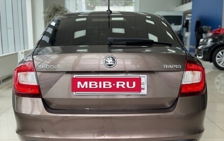 Skoda Rapid I, 2018 год, 890 000 рублей, 6 фотография