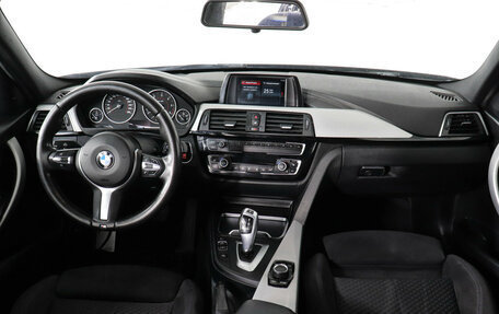 BMW 3 серия, 2018 год, 1 999 000 рублей, 11 фотография