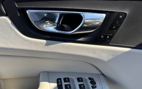 Volvo XC60 II, 2021 год, 4 200 000 рублей, 17 фотография