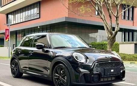 MINI Hatch, 2022 год, 2 150 000 рублей, 3 фотография