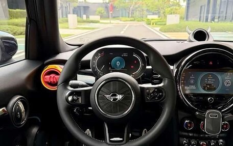 MINI Hatch, 2022 год, 2 150 000 рублей, 12 фотография