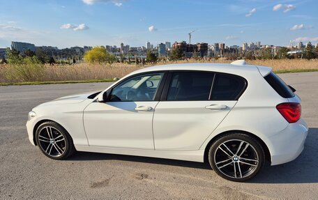 BMW 1 серия, 2017 год, 1 750 000 рублей, 13 фотография