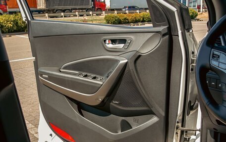 Hyundai Santa Fe III рестайлинг, 2018 год, 2 115 000 рублей, 12 фотография