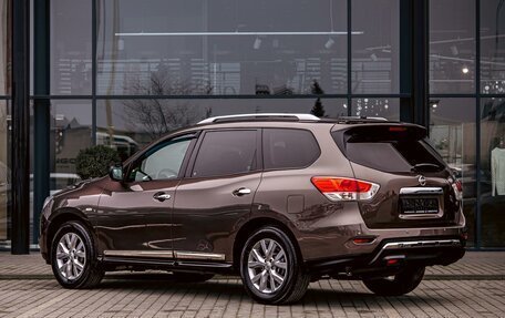 Nissan Pathfinder, 2016 год, 1 625 000 рублей, 4 фотография