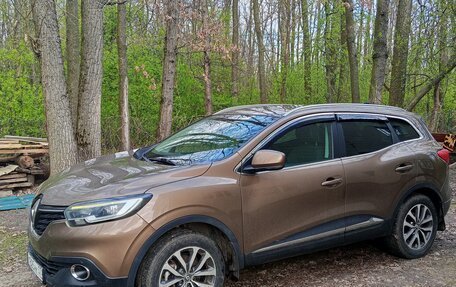 Renault Kadjar I рестайлинг, 2015 год, 1 415 000 рублей, 2 фотография
