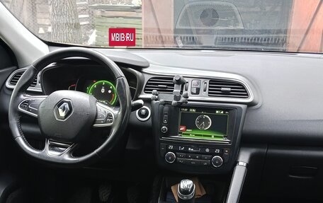 Renault Kadjar I рестайлинг, 2015 год, 1 415 000 рублей, 9 фотография