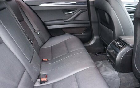BMW 5 серия, 2016 год, 1 819 000 рублей, 16 фотография