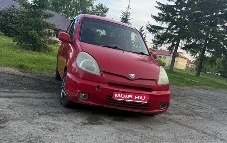 Toyota FunCargo, 2000 год, 420 000 рублей, 1 фотография