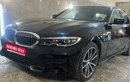 BMW 3 серия, 2021 год, 2 250 000 рублей, 1 фотография