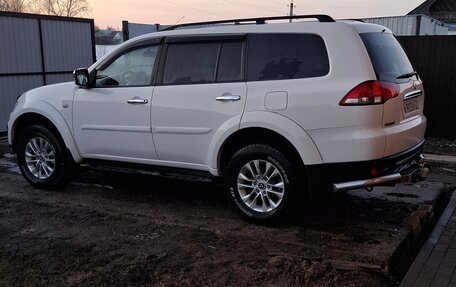 Mitsubishi Pajero Sport II рестайлинг, 2015 год, 1 999 999 рублей, 4 фотография
