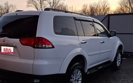 Mitsubishi Pajero Sport II рестайлинг, 2015 год, 1 999 999 рублей, 3 фотография