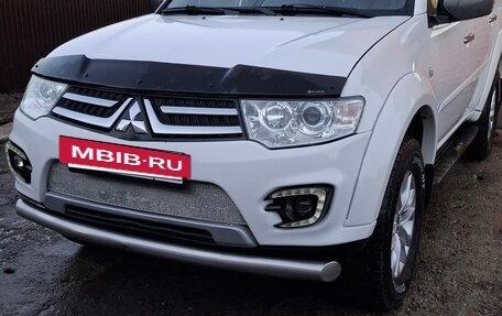 Mitsubishi Pajero Sport II рестайлинг, 2015 год, 1 999 999 рублей, 6 фотография