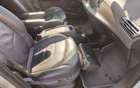 Citroen C4 Picasso II рестайлинг, 2017 год, 1 200 000 рублей, 16 фотография