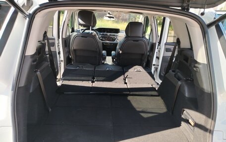 Citroen C4 Picasso II рестайлинг, 2017 год, 1 200 000 рублей, 28 фотография
