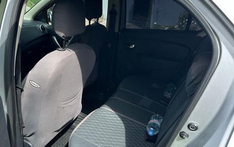 Renault Logan II, 2014 год, 600 000 рублей, 8 фотография