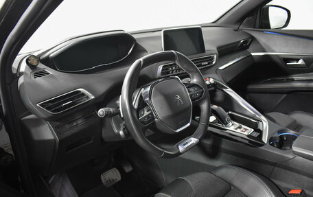 Peugeot 3008 II, 2019 год, 2 350 000 рублей, 10 фотография