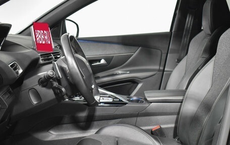 Peugeot 3008 II, 2019 год, 2 350 000 рублей, 11 фотография