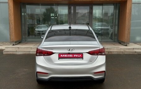 Hyundai Solaris II рестайлинг, 2018 год, 1 050 000 рублей, 6 фотография