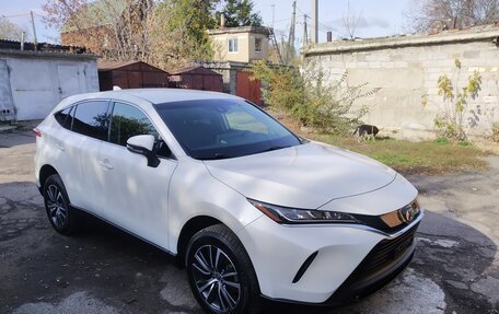 Toyota Venza, 2022 год, 3 900 000 рублей, 1 фотография