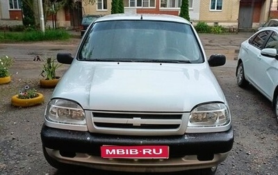 Chevrolet Niva I рестайлинг, 2004 год, 380 000 рублей, 1 фотография